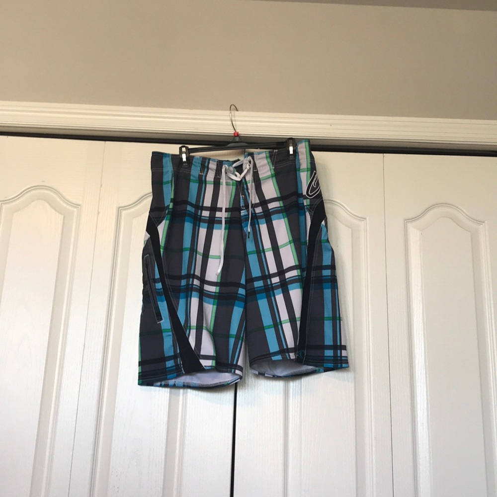 Men’s O’Neill board shorts